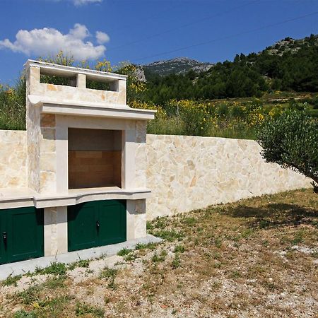 Holiday Homes Oliva Бол Экстерьер фото