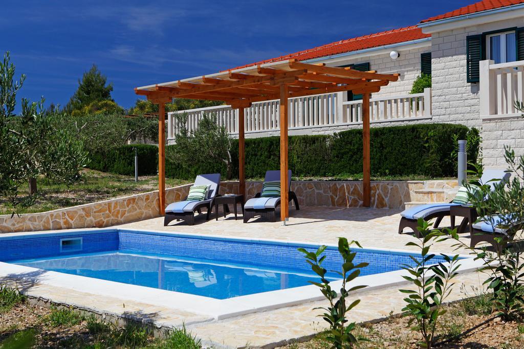 Holiday Homes Oliva Бол Номер фото